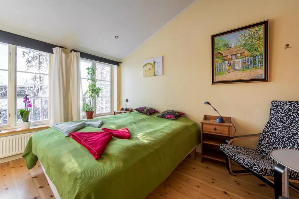 B&B Eco-Village 12 Min From City Стокхолм Екстериор снимка